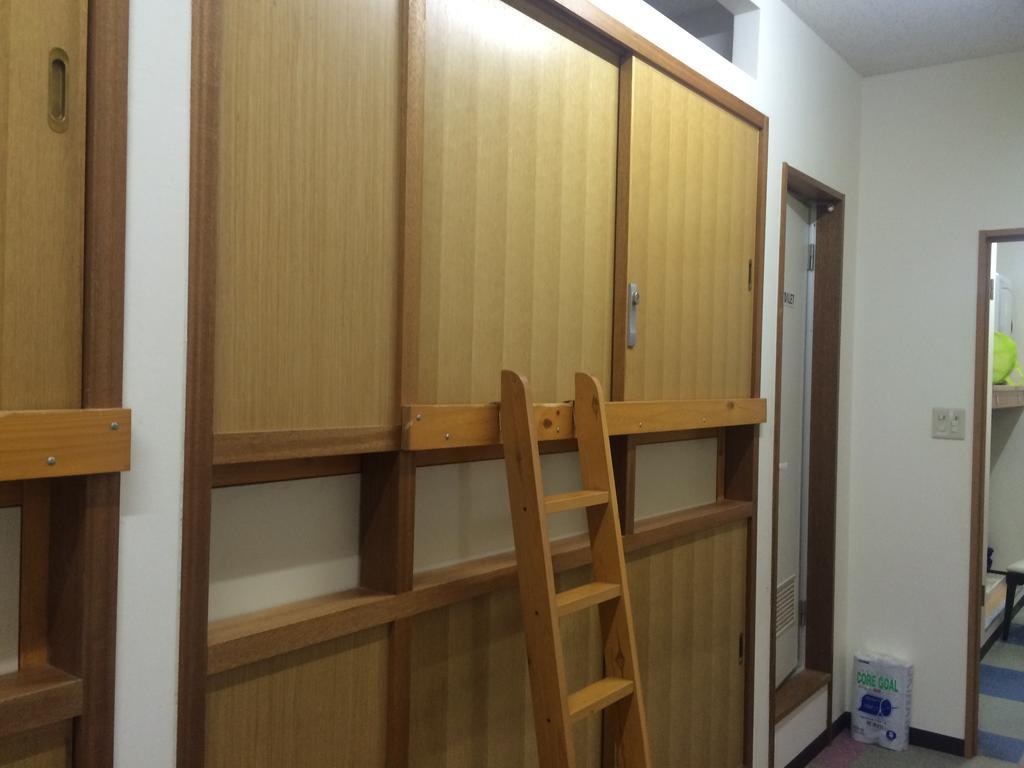 Capsule Dormitory Orion Tomari Exterior photo